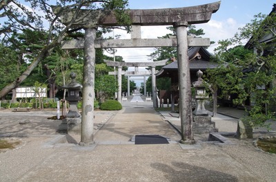 荘内神社参道
