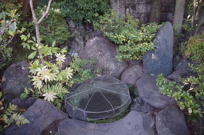 首洗い井戸