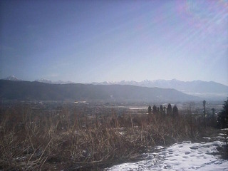 120219am930