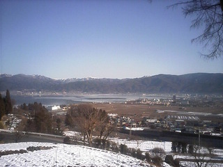 120221am832