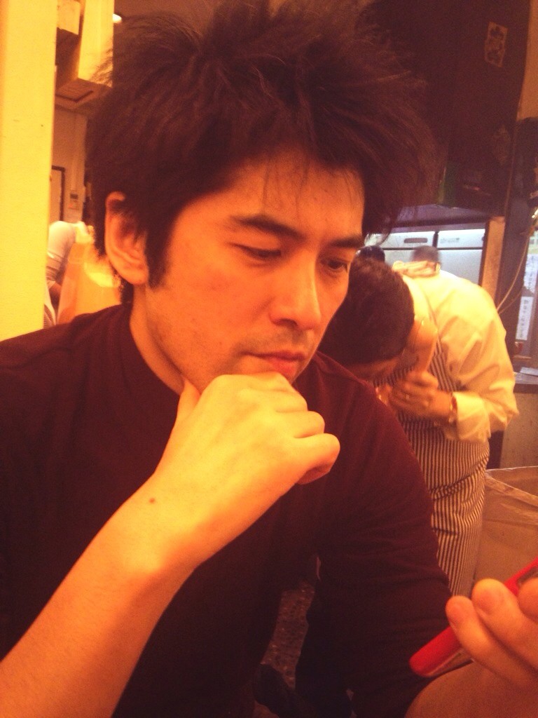 2014-03-27-04-32-28