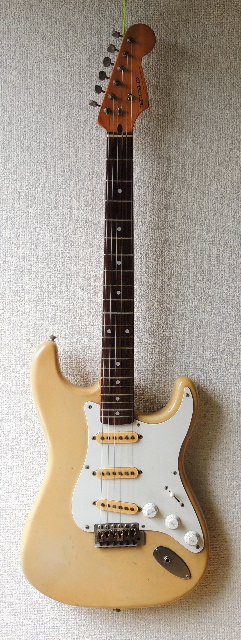 自作ストラトキャスター（Tokai ST80ベース） : Photo by YO-RI