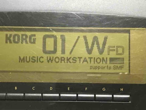 KORG シンセサイザー 01/W FD バックライト交換品　初期化ディスク付き KORG シンセサイザー 01/W FD バックライト交換品 初期化