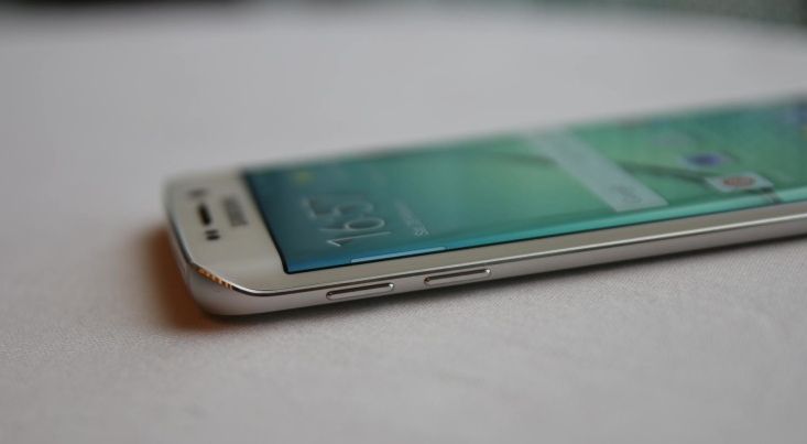galaxy s6 edgeの評判 報告されている不具合報告まとめ スマホ口コミ