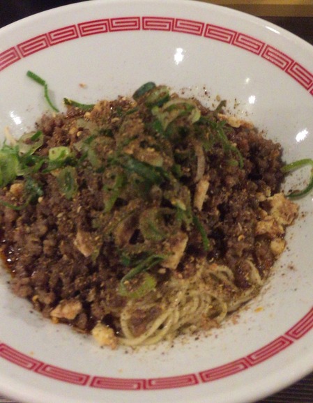 汁なし担々麺