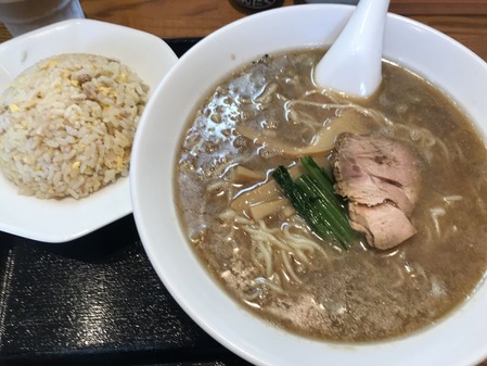 中華そば小とチャーハン小