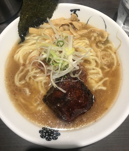 黒角煮ら〜麺