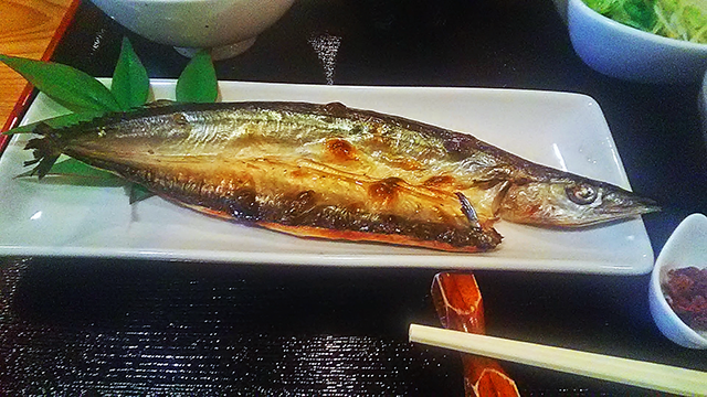 練馬 ランチ だいこん サンマ ( 焼き魚定食 )