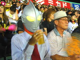 ビール片手にウルトラマン
