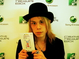 y777.jpg