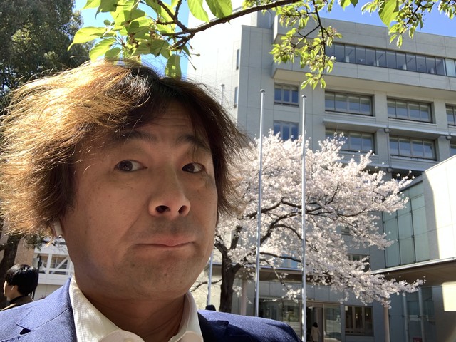 2019-04-04 09.45.29