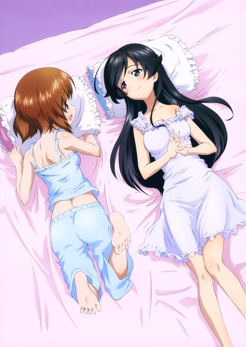 girls_und_panzer ガールズ&パンツァー ガルパン 西住みほ 五十鈴華 パジャマ あんこうチーム 公式絵 ピンナップ 1063 1500 画像 壁紙