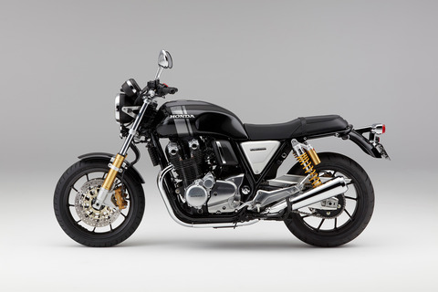 79175_17YM_CB1100_RS