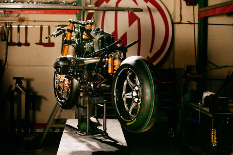 P90123616_highRes_bmw-motorrad-concept