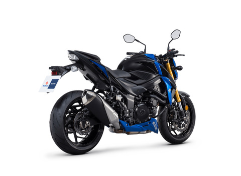 gsx-s750_blue_rear34_facing_right