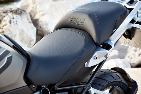 P90235508_highRes_the-new-bmw-r-1200-g