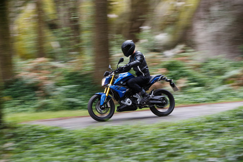 P90202643_highRes_bmw-motorrad-g-310-r