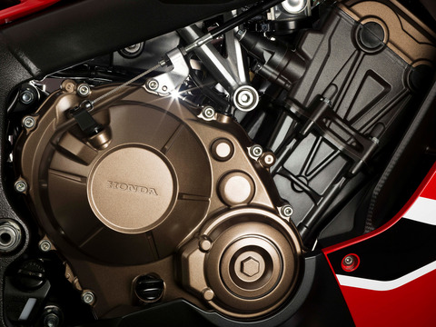 82658_17YM_CBR650F