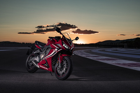 156008_2019_CBR650R