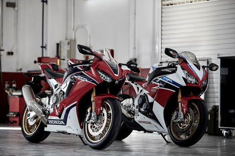 80972_Nicky_Hayden_testing_the_17_YM_CBR1000RR_FIREBLADE_SP