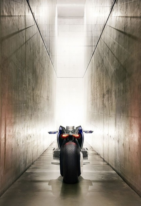 P90238707_lowRes_bmw-motorrad-vision-