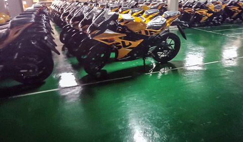 Suzuki-new-GSX-R150-kuning20-1