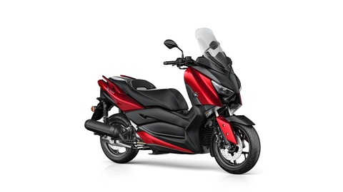 2018-Yamaha-XMAX-125-ABS-EU-Radical-Red-Studio-001