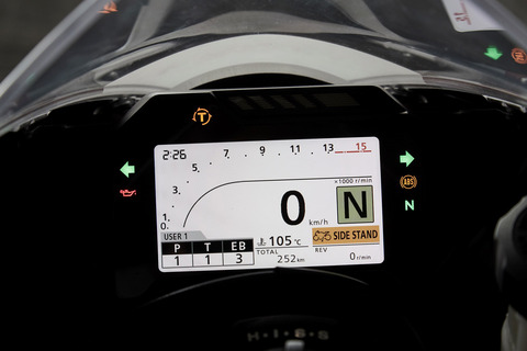 83536_17YM_CBR1000RR_Fireblade