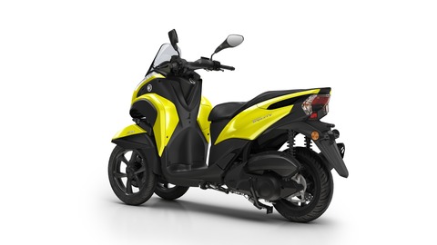 2017-Yamaha-Tricity-EU-Sunny-Yellow-Studio-005