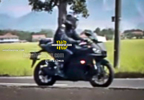 spyshot-Yamaha-new-R25-2018-2-2