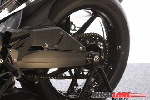 Honda-CBR250RR-lightweight-super-sport-hi-res-photo-9