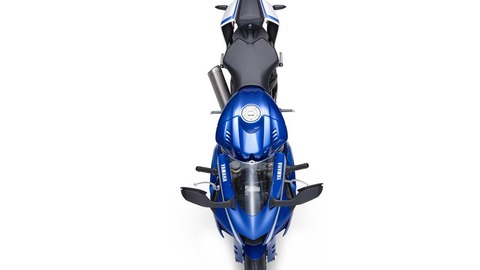 2017-Yamaha-YZF-R6-EU-Race-Blu-Detail-013