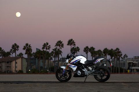 P90244590_highRes_the-bmw-g-310-r-on-l