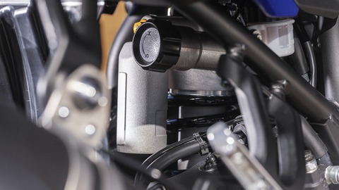 2019-Yamaha-XTZ700-EU-Power_Black-Detail-006-03