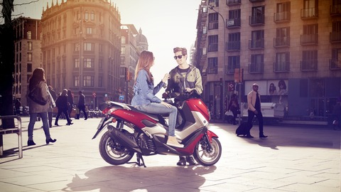 2016-Yamaha-G125YM-EU-Power-Red-Static-001