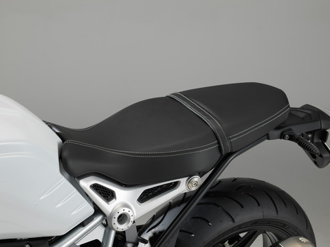 P90232674_highRes_the-new-bmw-r-ninet-