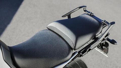 2016-Yamaha-MT-09-Tracer-EU-Race-Blu-Detail-013