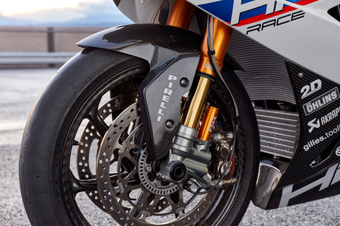 P90254430_highRes_bmw-hp4-race-04-2017
