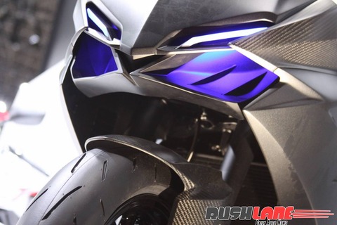 Honda-CBR250RR-lightweight-super-sport-hi-res-photo-20