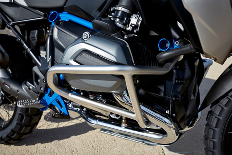 P90235653_highRes_the-new-bmw-r-1200-g