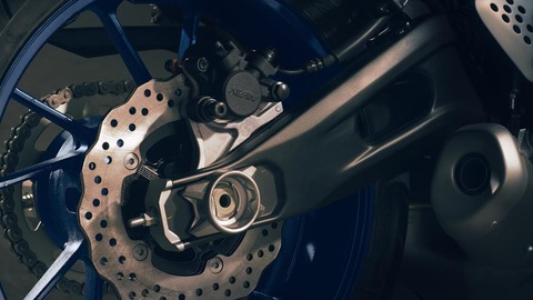 2016-Yamaha-MT-07-EU-Race-Blu-Detail-007