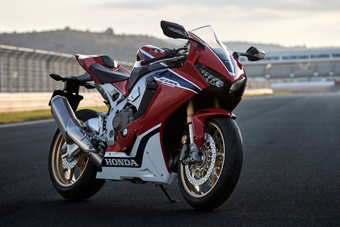 80968_Nicky_Hayden_testing_the_17_YM_CBR1000RR_FIREBLADE_SP