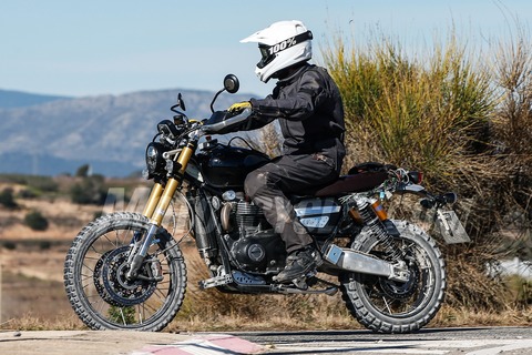 031518-spy-photos-2018-Triumph-Scrambler-1200-004