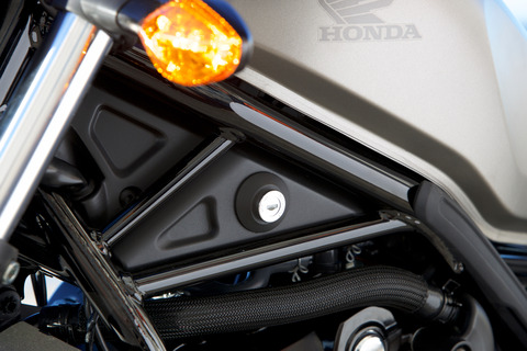 17_Honda_Rebel_ignition_1