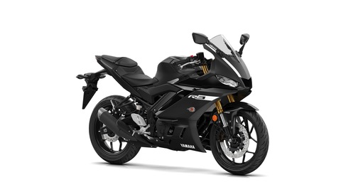 2019-Yamaha-YZF-R320-EU-Power_Black-Studio-001-03