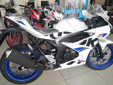 GSX-R150-Putih-1