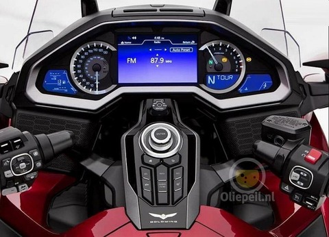 2018 Honda Goldwing scoop 8