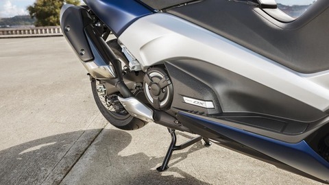 2017-Yamaha-TMAX-DX-EU-Phantom-Blue-Detail-009