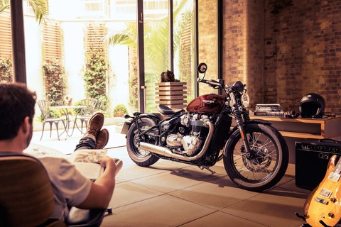 MY17-Bobber-gallery-1-LF