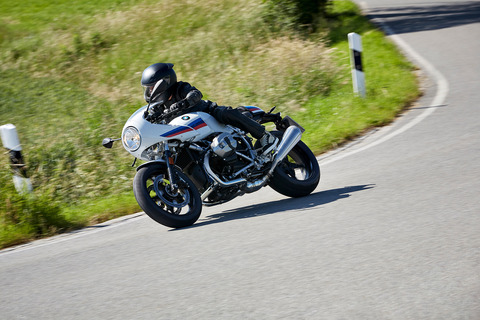 P90232538_highRes_the-new-bmw-r-ninet-